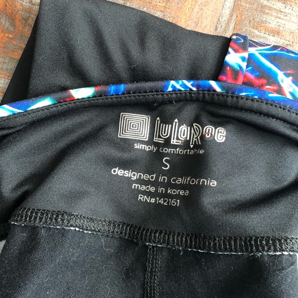 Lularoe workout crop pants - Picture 5 of 5